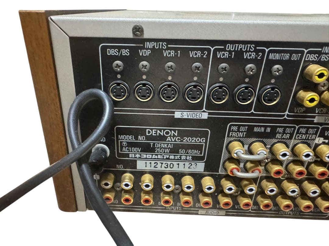 デノン AVサラウンドアンプ　AVC-2020G DENON