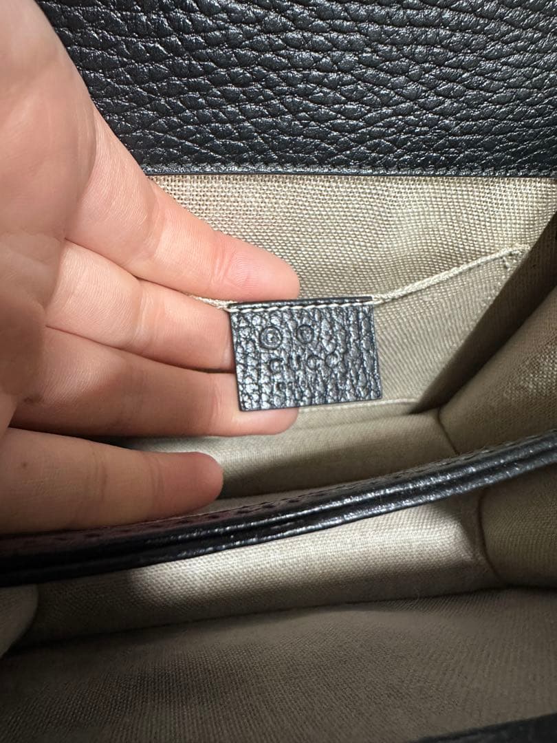 GUCCI インターロッキング ブラック ショルダーバッグ