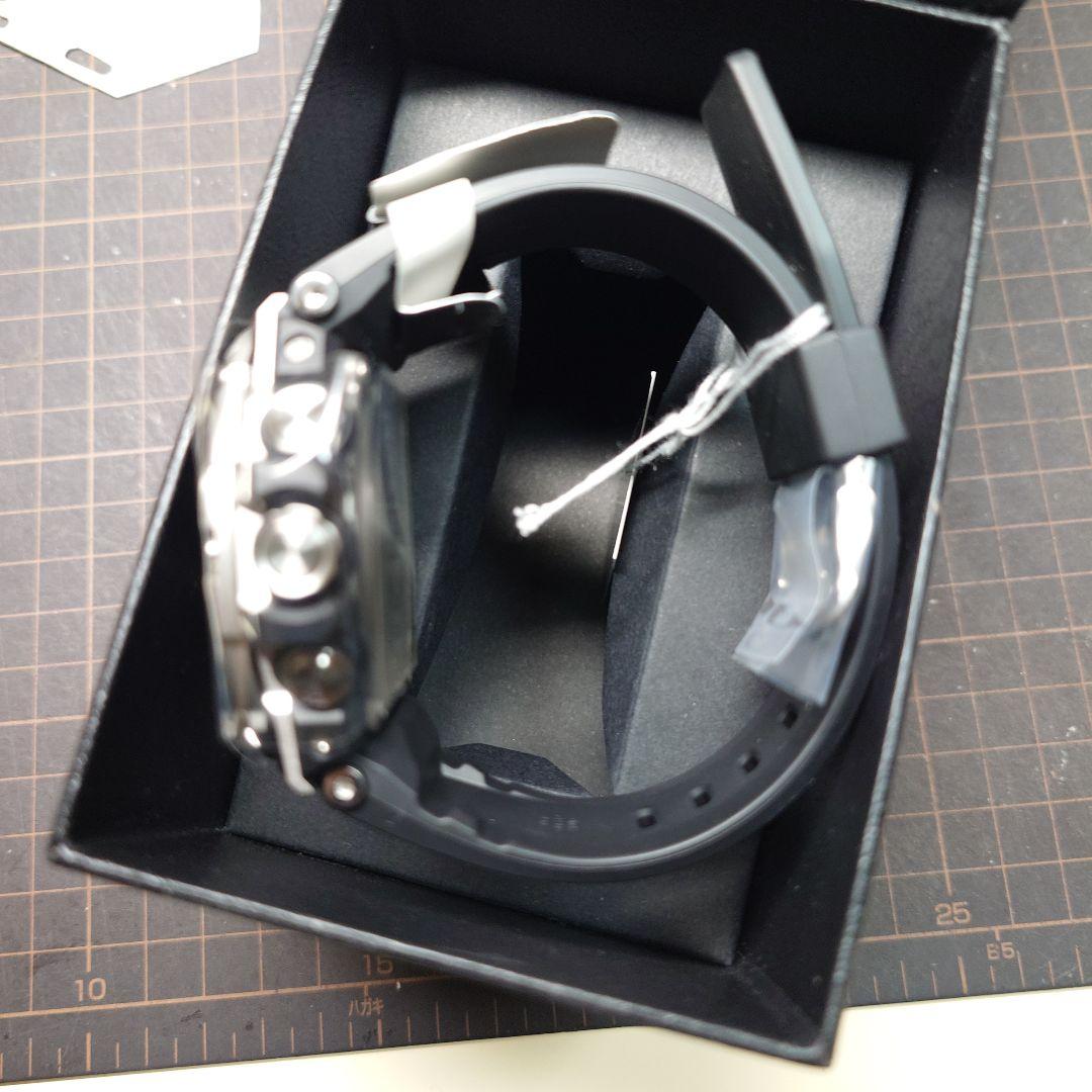 CASIO G-SHOCK 腕時計 シルバー/ブラック