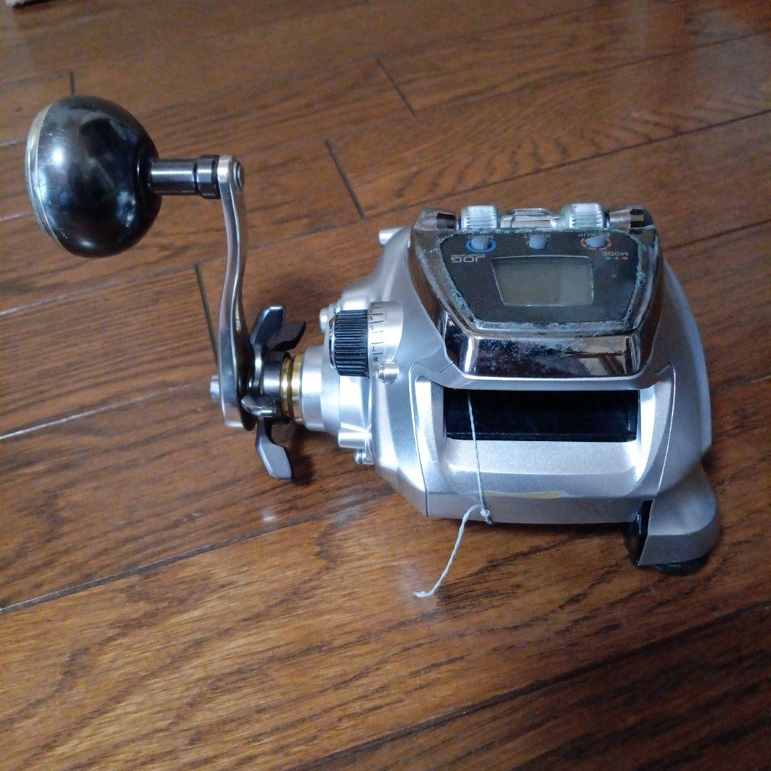 デジタル電動リール シルバー