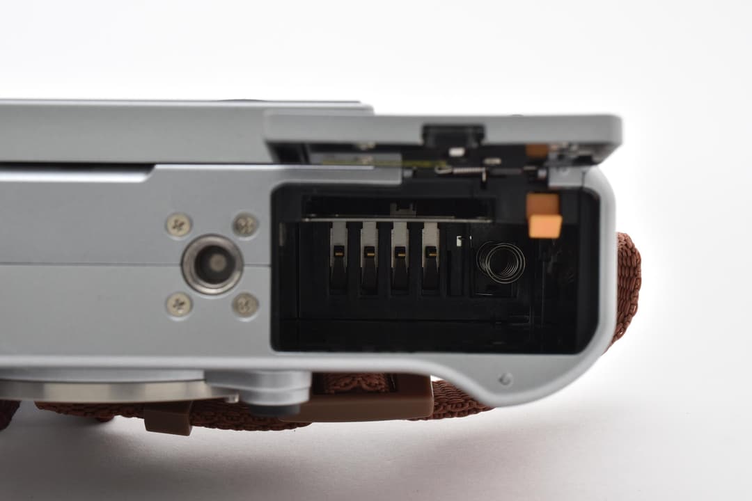 ■極上品■ 富士フィルム X-A5 ピンク #D049