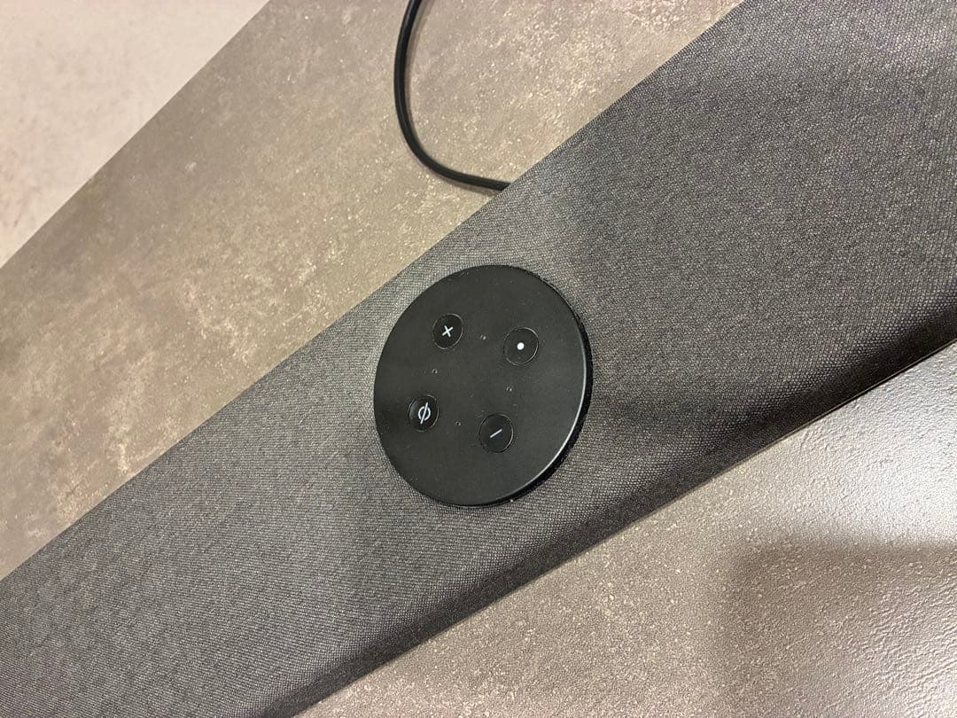 森二中　Polk サウンドバー リモコン付き