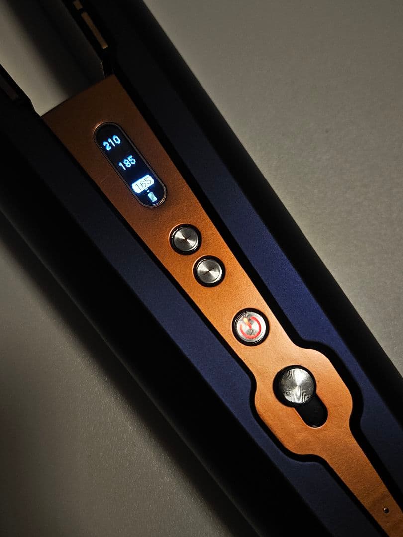 ダイソン　ヘアストレートアイロン