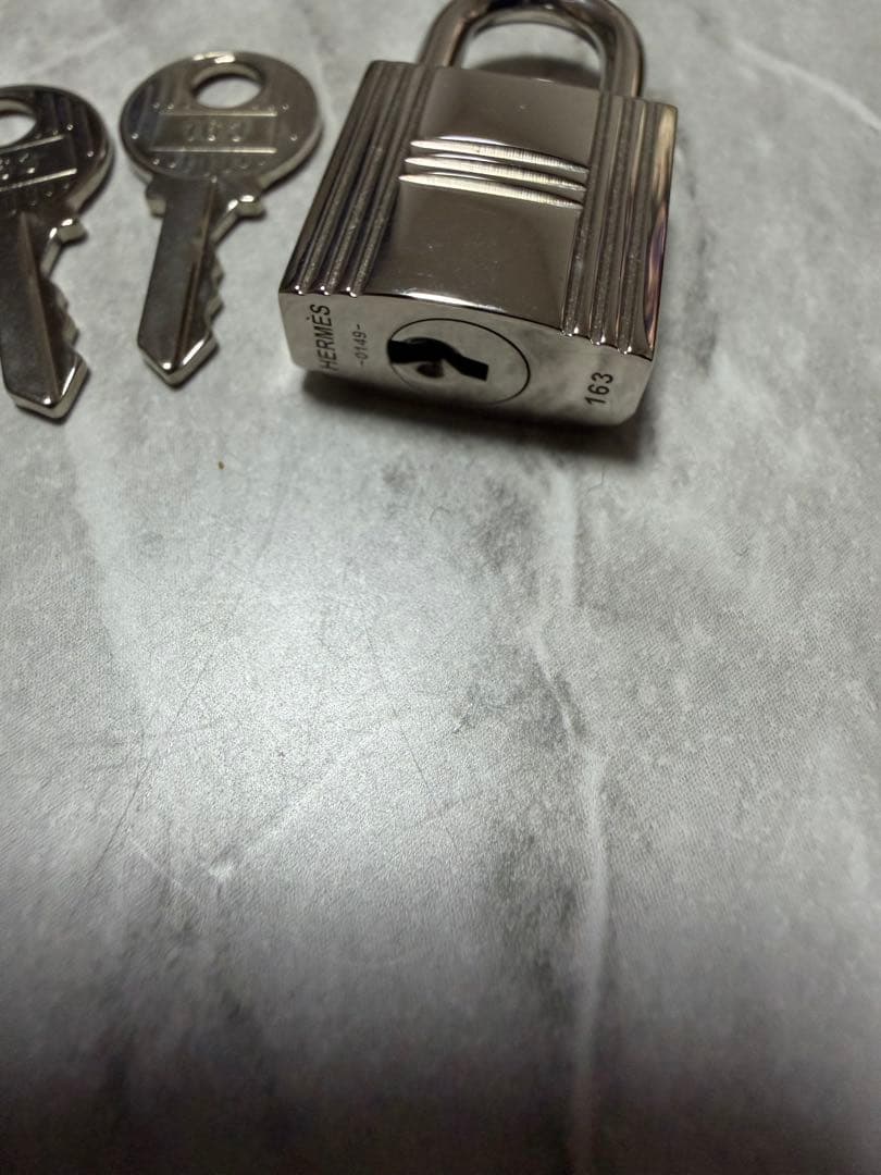 【即日発送】HERMES エルメス カデナ パドロック 南京錠 シルバー　163