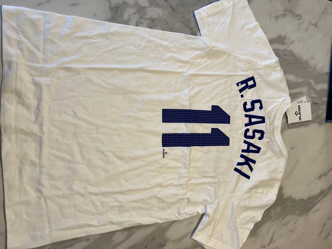 【福袋33000円未使用】ドジャース/大谷/佐々木/ユニホーム、カレンダー他