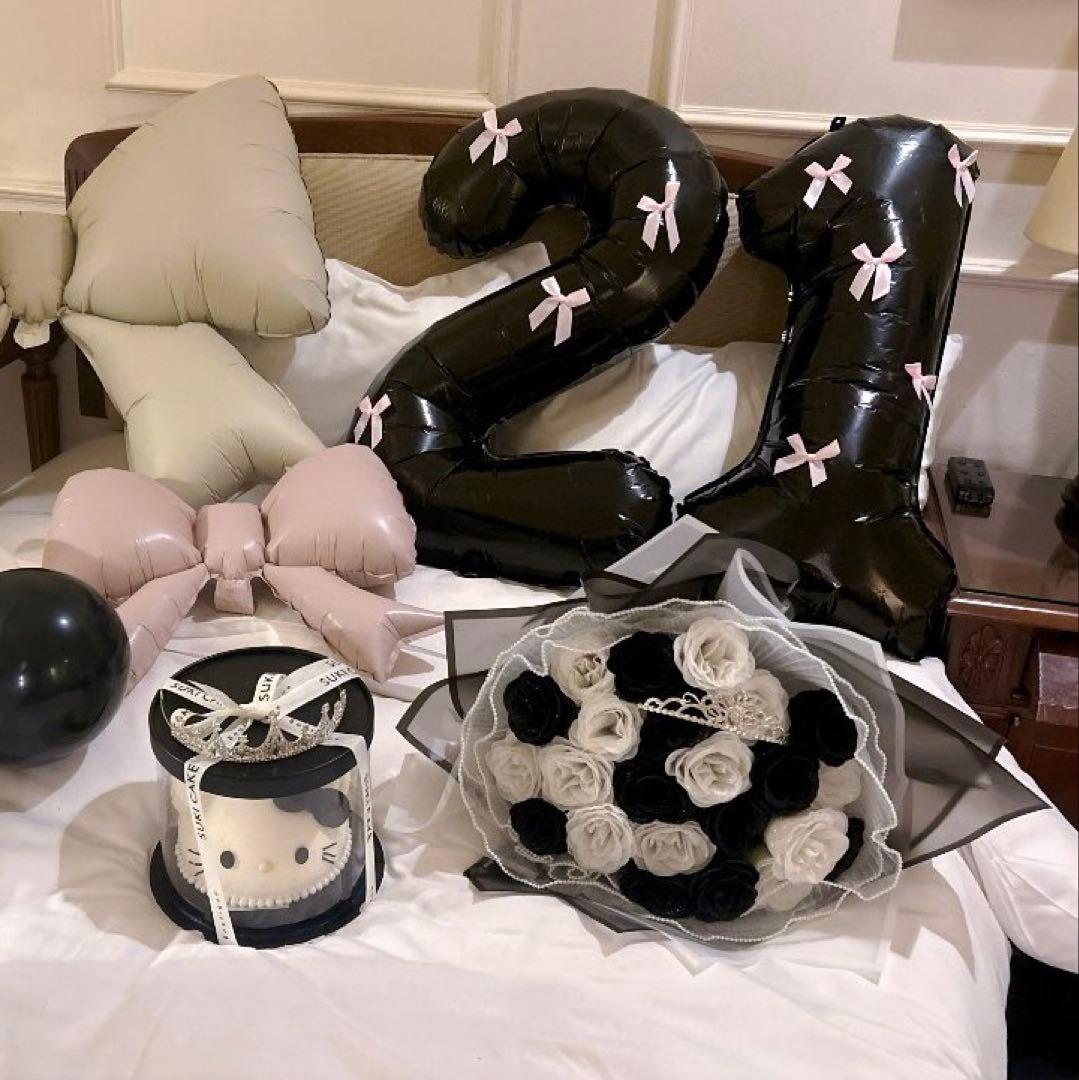 ブーケ　花束　ハンドメイド　造花　推し活　モノトーン　黒　白