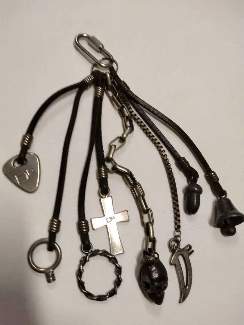 DSQUARED2レザー＆チャーム