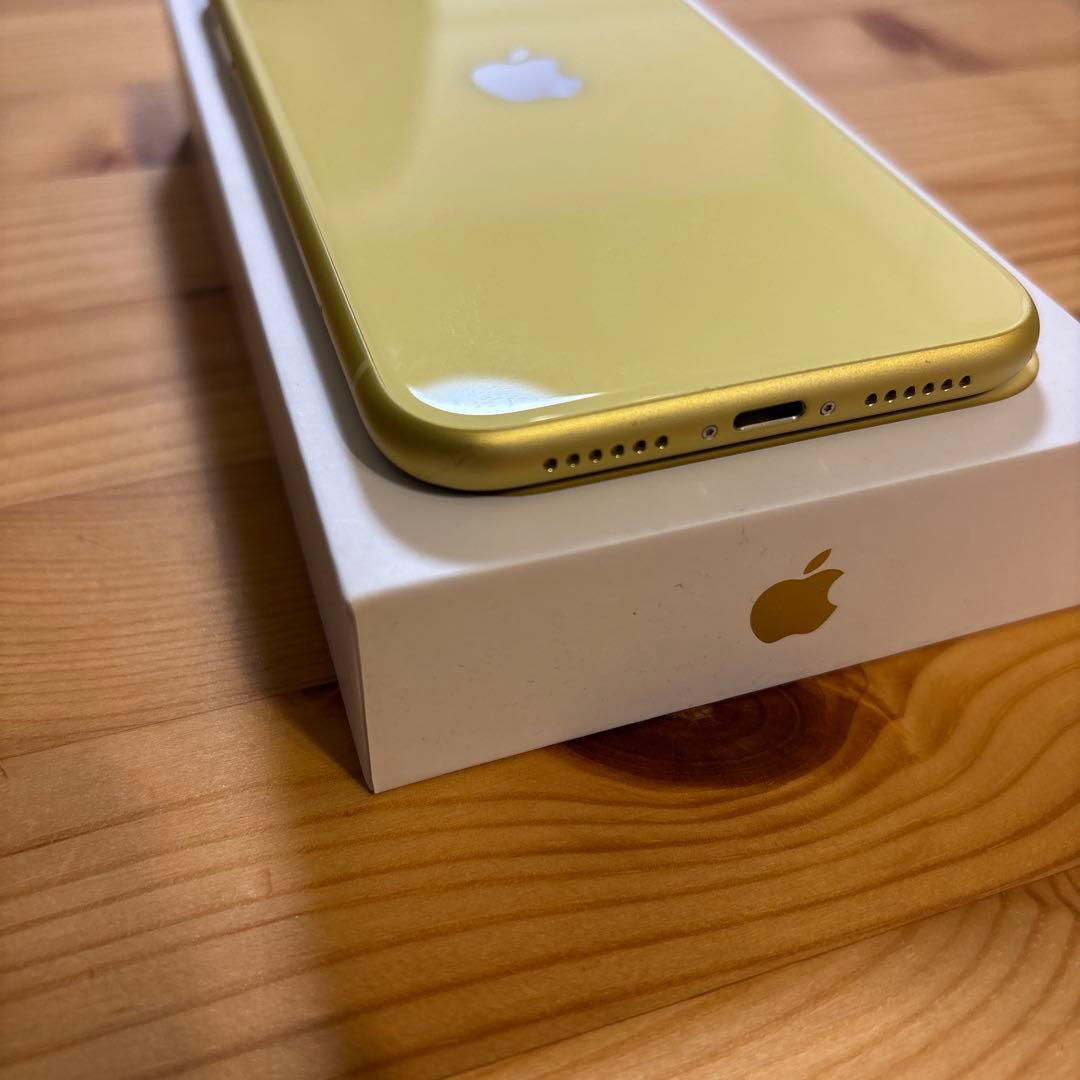 Apple iPhone 11 64GB イエロー 本体