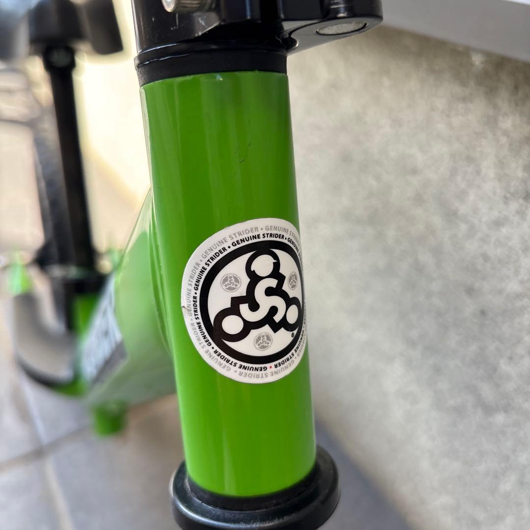 STRIDER スポーツ　バランスバイク ペダル無し 12インチ　グリーン