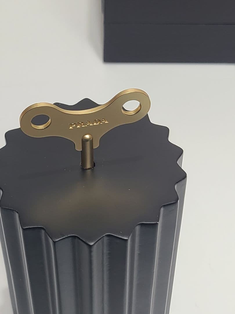 PRADA　非売品　オルゴール　ブラック　プラダ