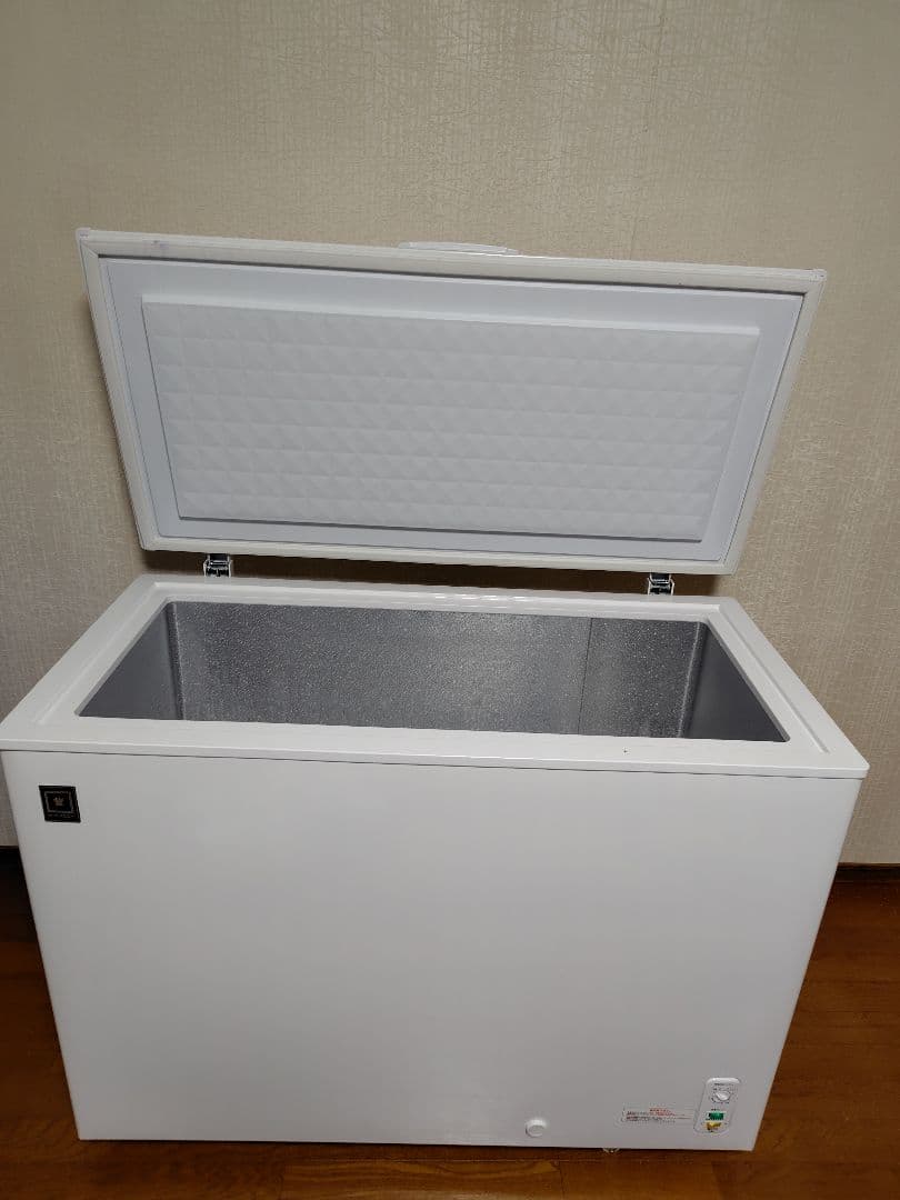 三温度帯調整可能−20°〜±8° 262L 上開き　レマコム　横型冷凍庫