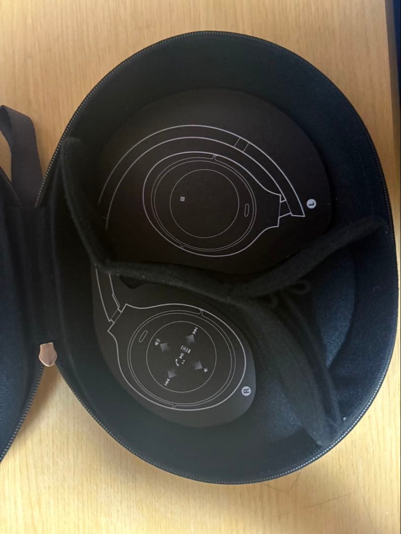 n*k様 SONY ワイヤレスヘッドホン 充電ケーブル付き WH-1000 XM