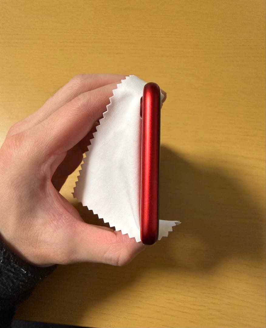 iPhone SE (第2世代) 赤　レッド　64GB simフリー　箱付き