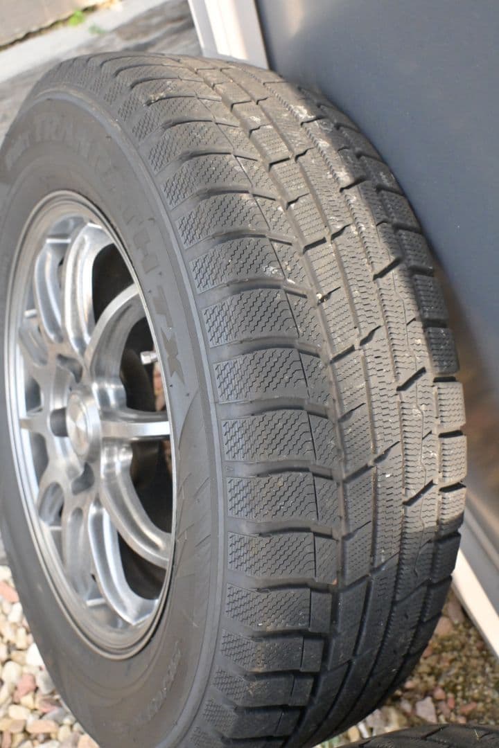 スタッドレスタイヤ・ホイール4本セット　中古　アルファード