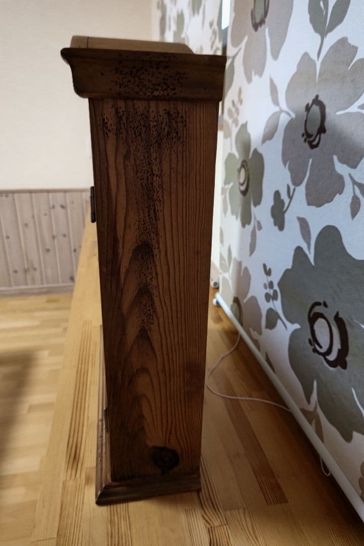 飾り棚 、 カントリー家具 、ガラスケース、コレクションケース