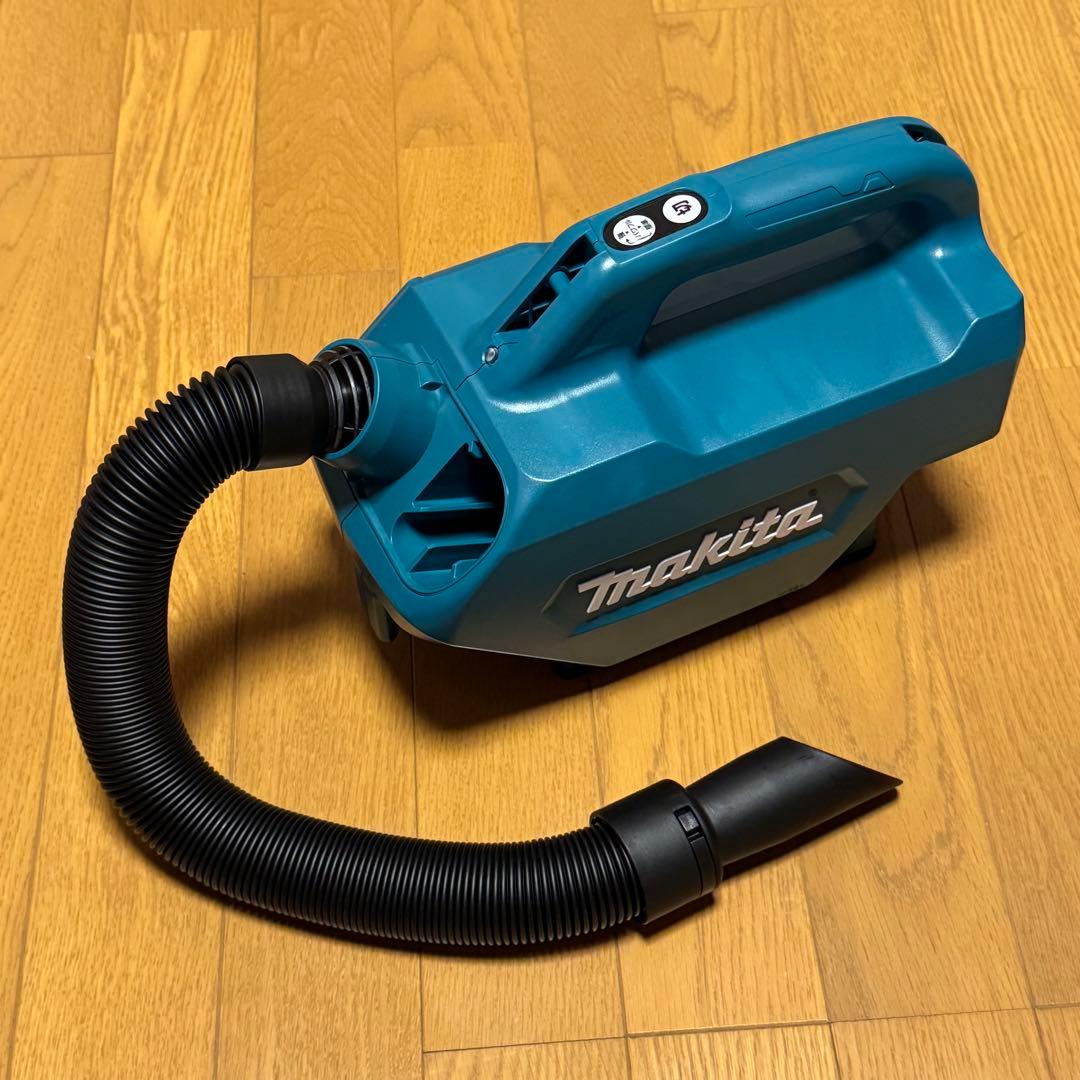 マキタ　CL121D 10.8V充電式クリーナ　ソフトケース付