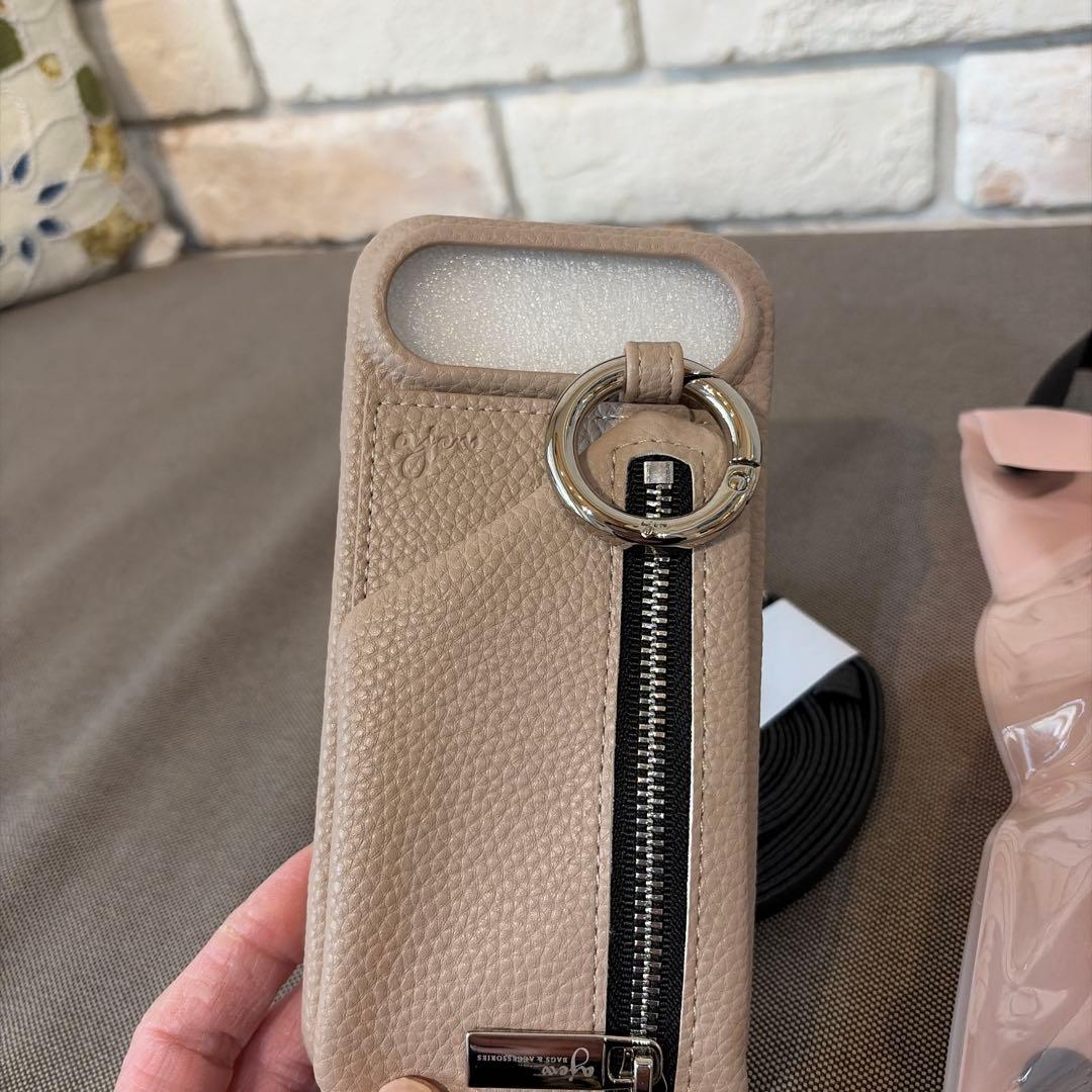 iPhone air用ベージュレザー風ケース　agew