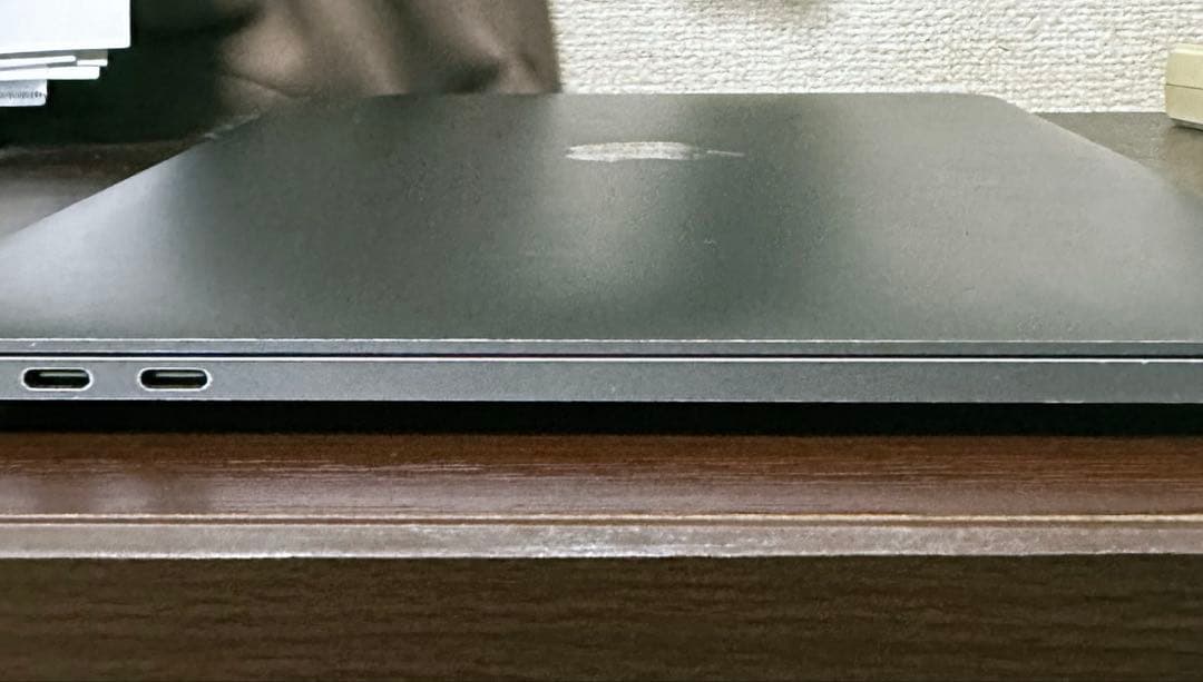 Apple MacBook Pro 13-inch M1 2020 本体