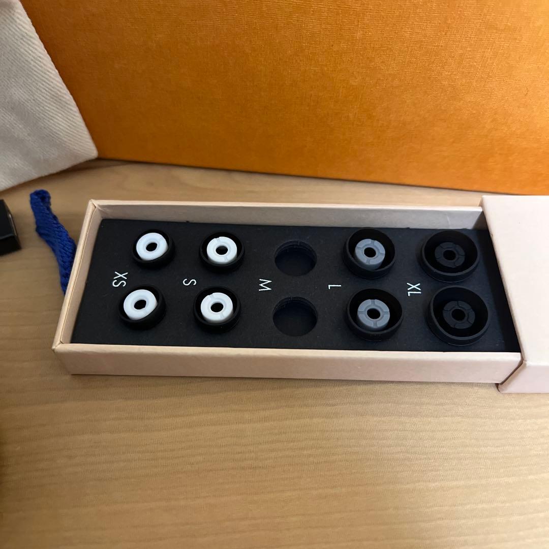 ルイ・ヴィトン ホライゾン ライト・アップ イヤホン ゴールド