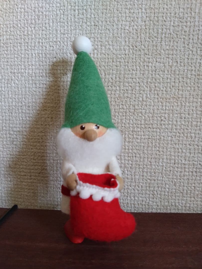 ノルディカニッセ　ニッセサンタ　2体　ギター　くつ下　緑帽子