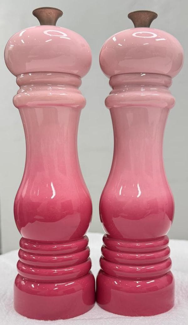 ル・クルーゼ 希少色 ソルト＆ペッパーミルセット ナチュラルピンク