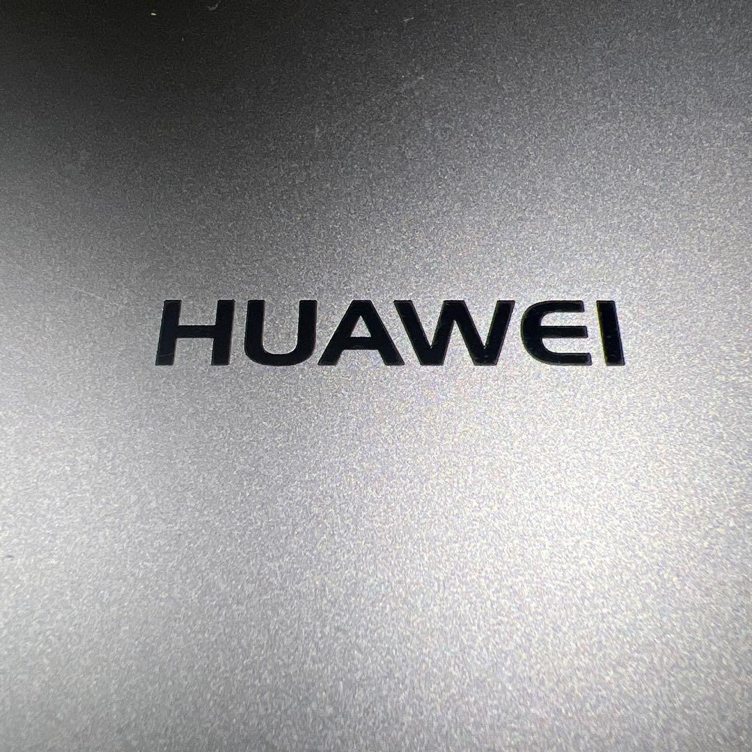 HUAWEI WT-W09 WindowsノートPC 充電器付き