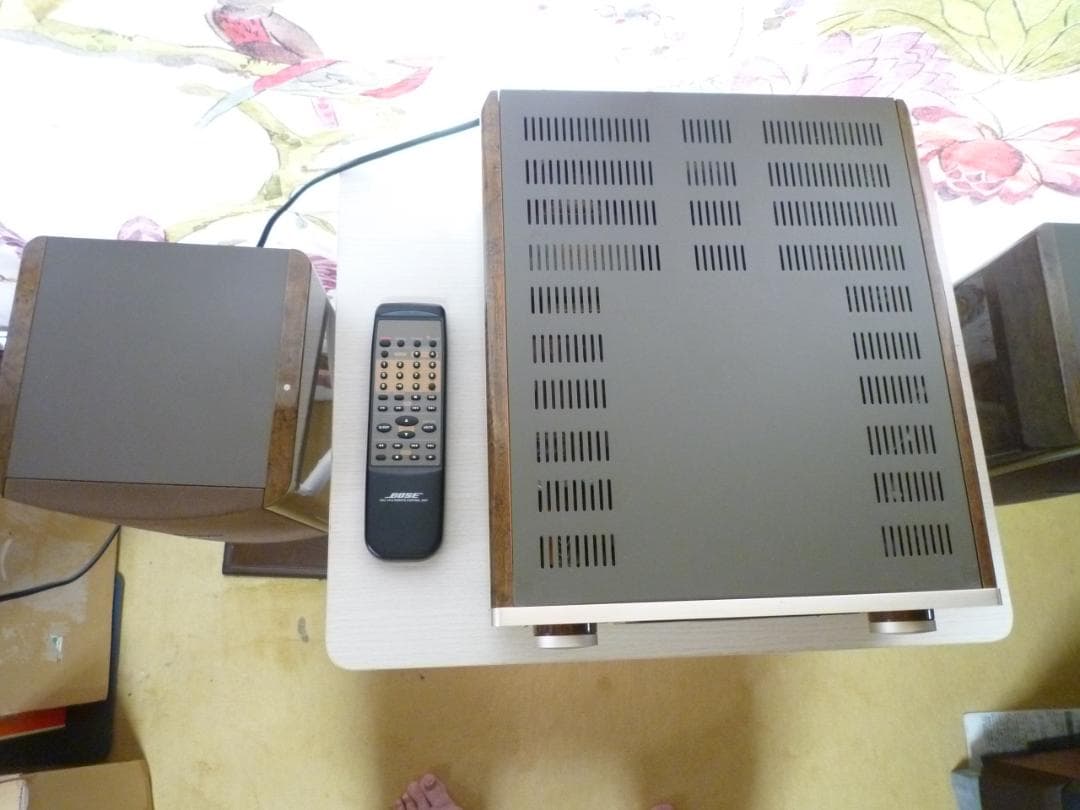 BOSE ボーズ システムコンポ★121V専用スタンドは含まない。