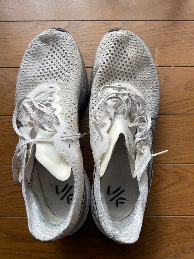 Nike ZoomX スパイクシューズ ホワイト/グレー