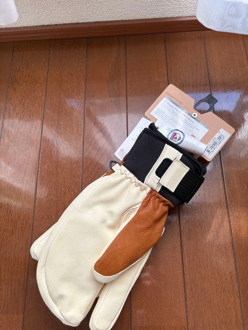 Hestra 3-Finger Full Leather short グローブ