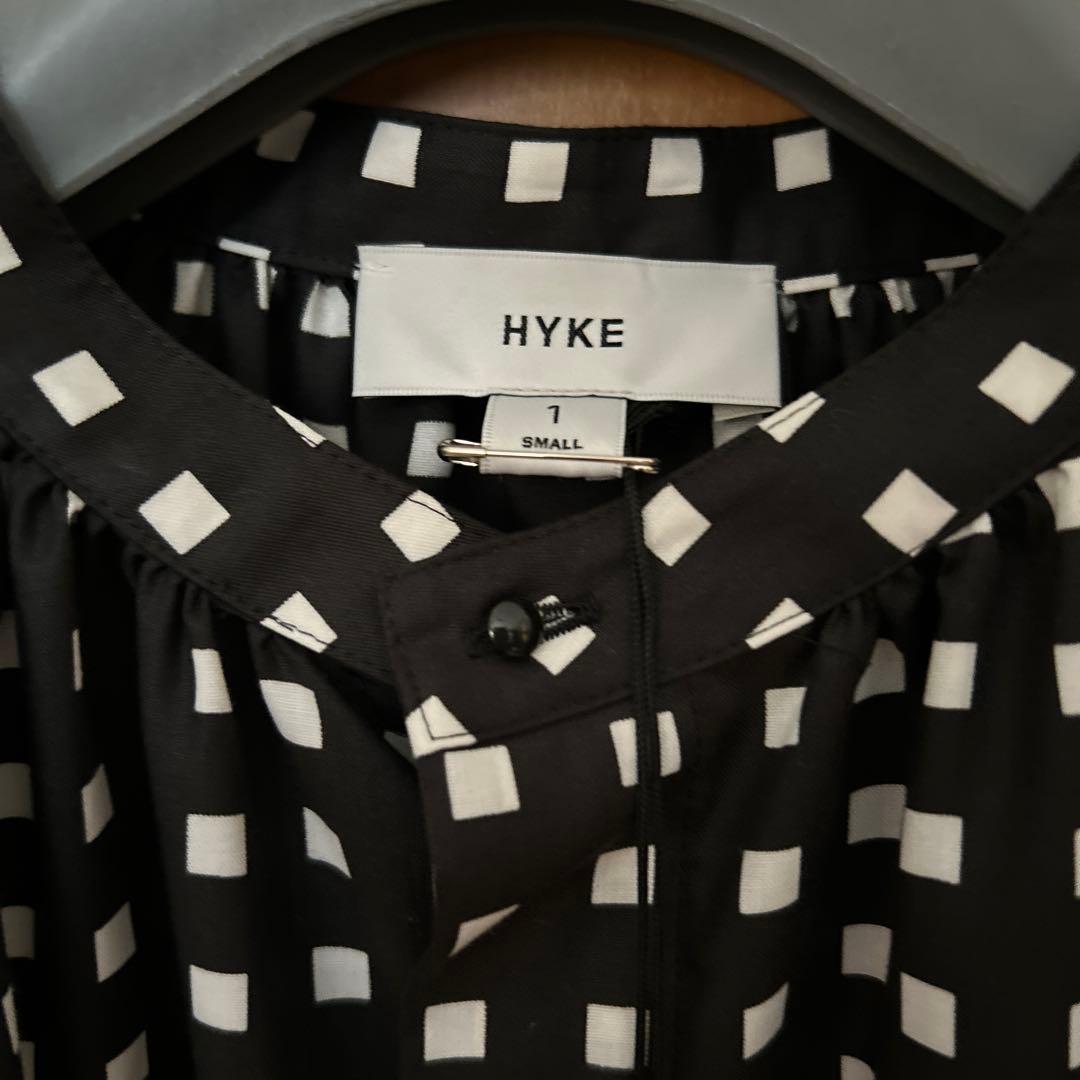 週末限定お値下げ1/23〜1/2523時迄 HYKE 2023AW 長袖ブラウス