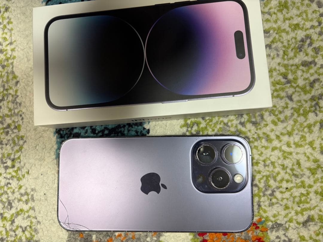 オ*タ様 iPhone 14 Pro 128GB パープル 背面割れジャンク　イ