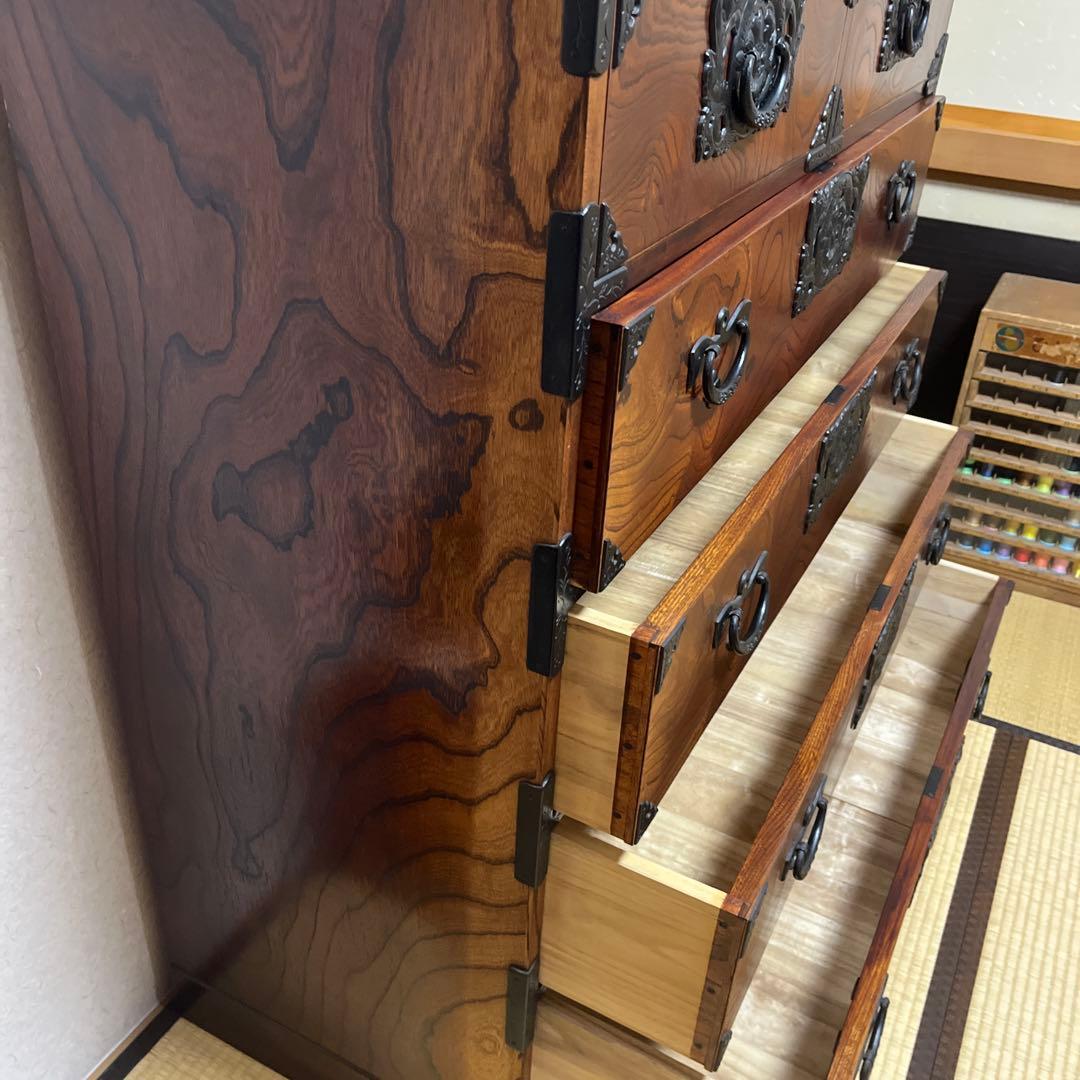 岩屋堂整理箪笥 和風木製タンス 105cm x 45cm x 115cm