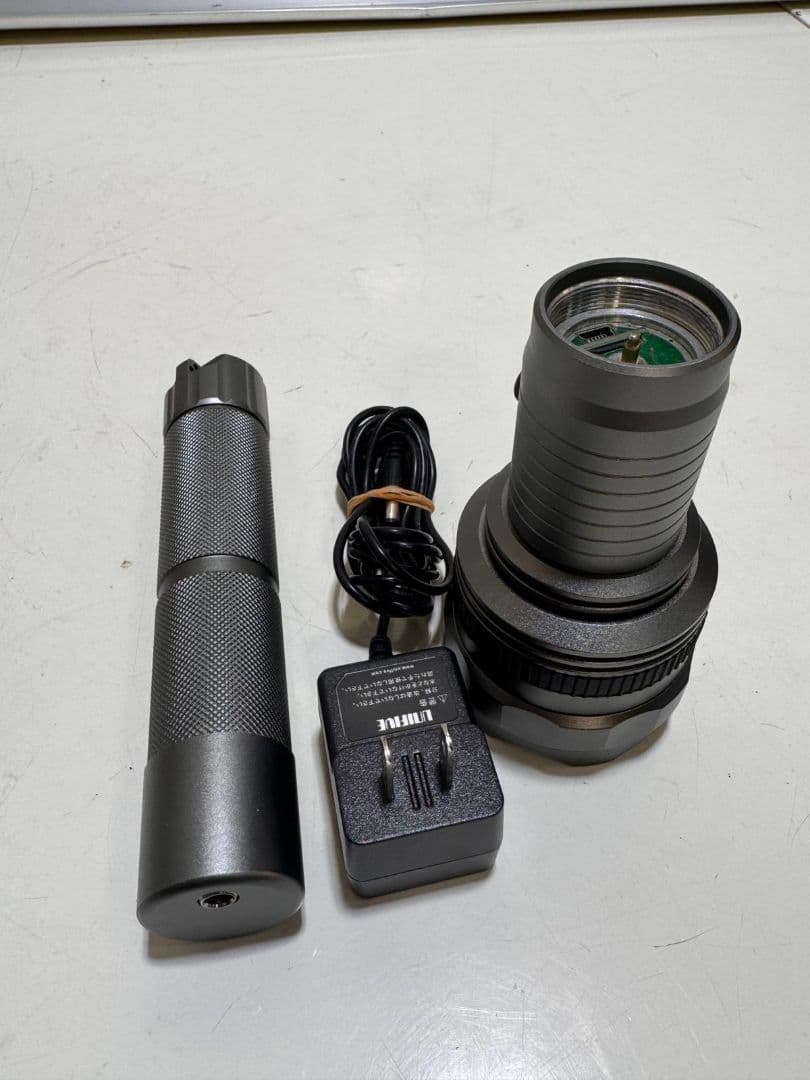 LED FLD-200 LED懐中電灯 グレー