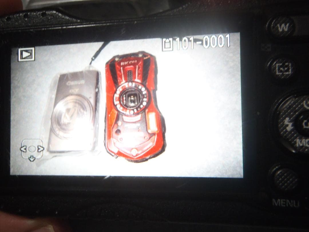 ❤️動作品❤️リコー★WG-5★GPS❤️人気色 銀★防水カメラ