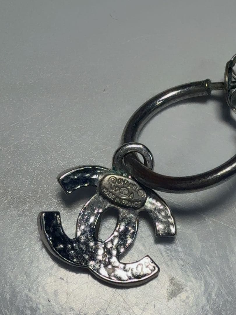 注)片方のみの販売です！ ぶら下がり CHANEL シャネル　ピアス　シルバー