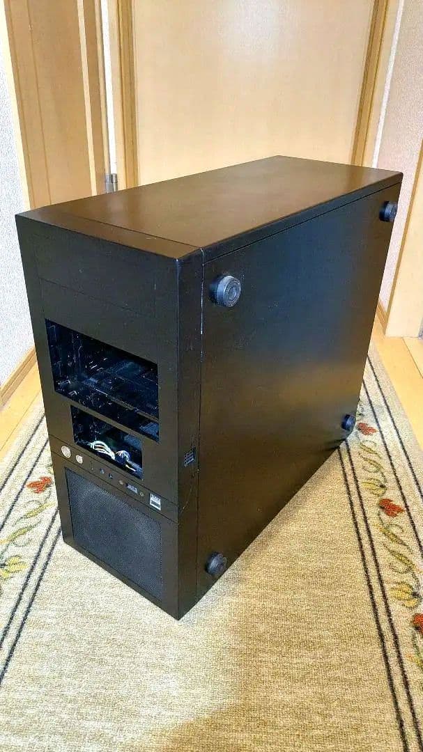 ミドルタワーPCケース MSIグラフィックカード付き ジャンク