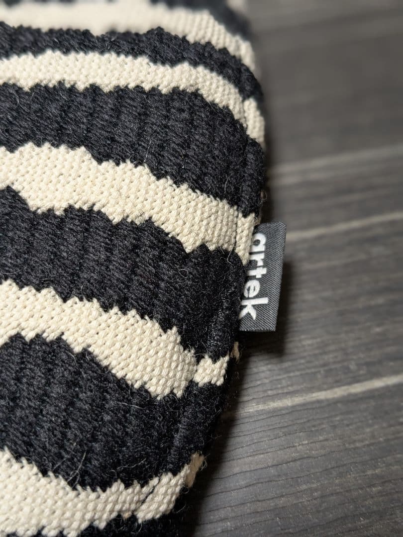 Artek (アルテック)　ゼブラ シートクッション