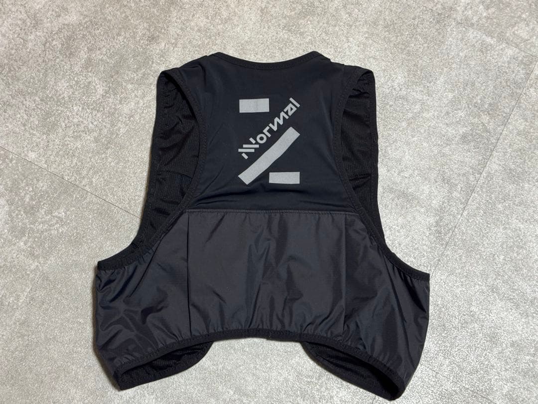 nnormal ノーマル　Race Vest 5L サロモン トレラン