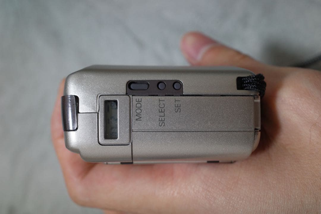 Ricoh R1s コンパクトフィルムカメラ