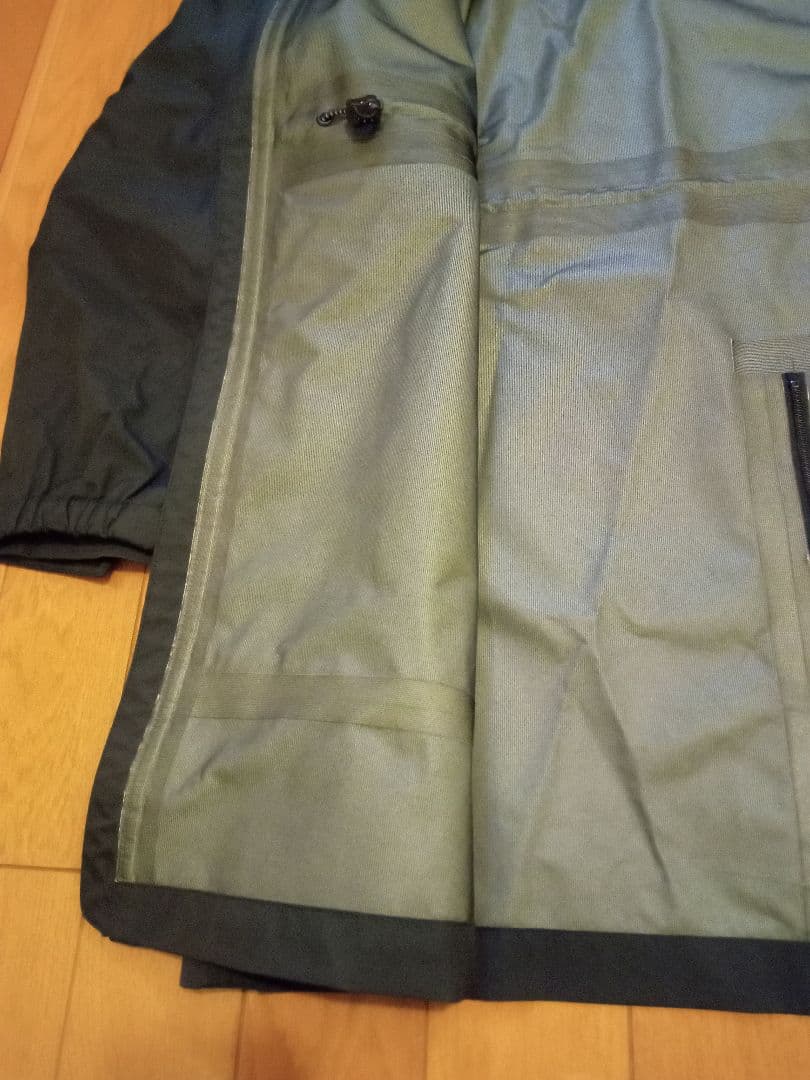 ルースイソンブラ　LTT　トップチーム　高機能ジャケット　メンズМ　黒　美品