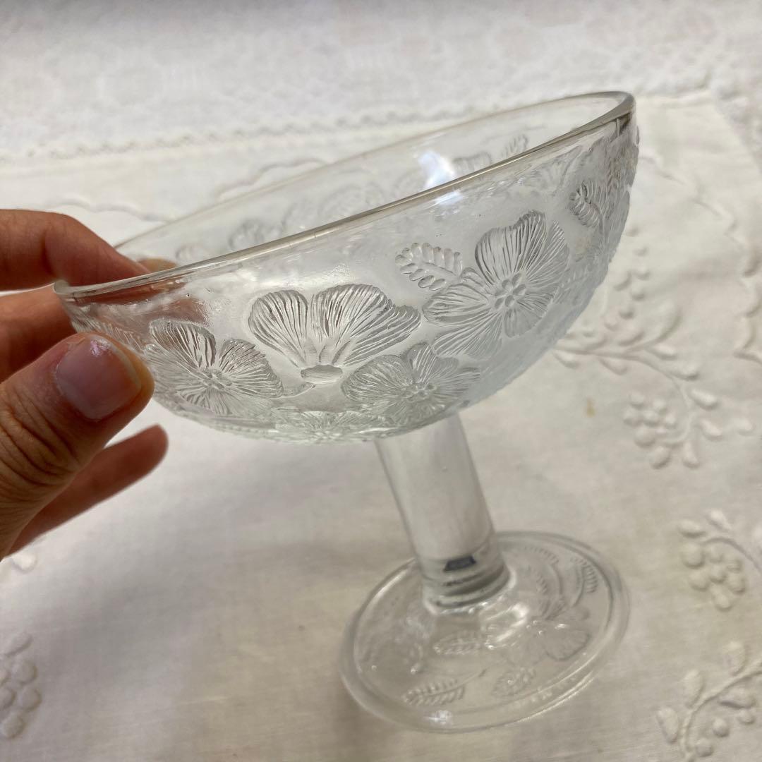 AZ174 ARABIA社 アラビアクリスタル　お花柄エンボスガラスのコンポート