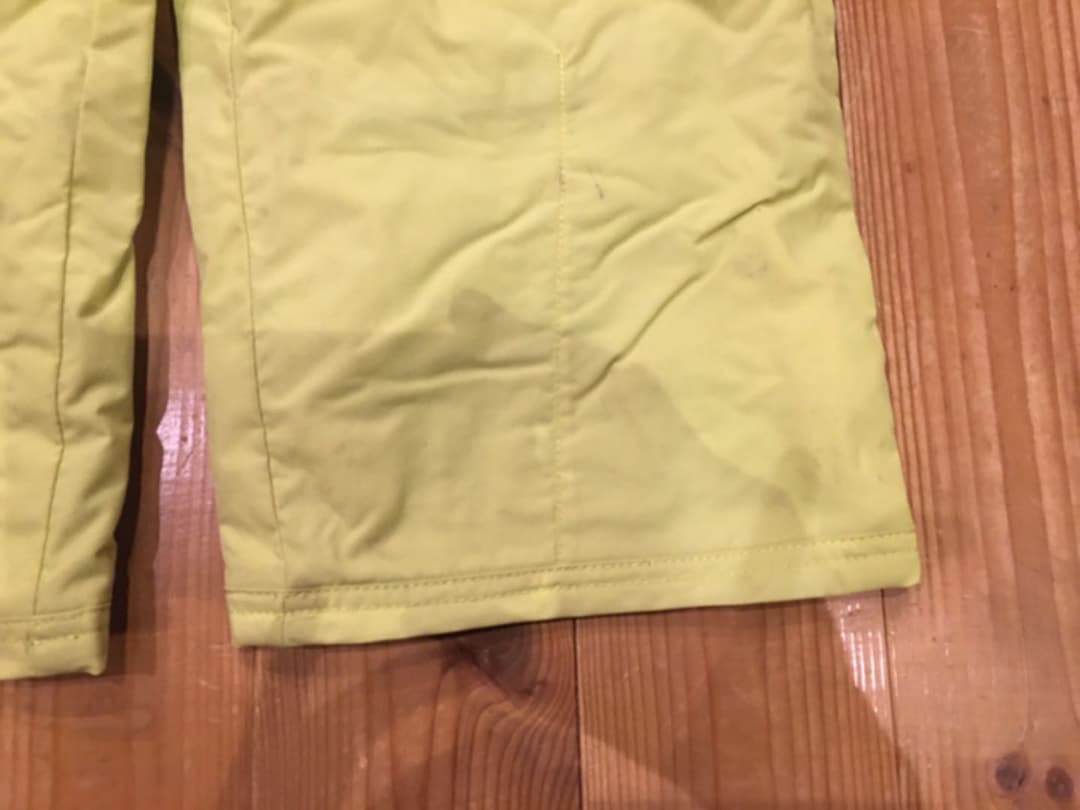 ビラボン　スノーボードウエアー サイズ140 キッズ