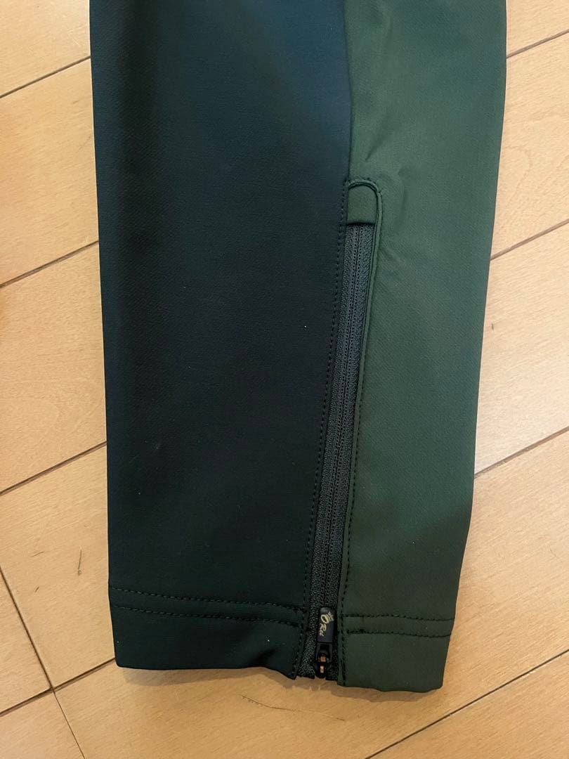 アスレタATHLETA O-rei 上下セット　ウォーマーピステ　Ｍサイズ