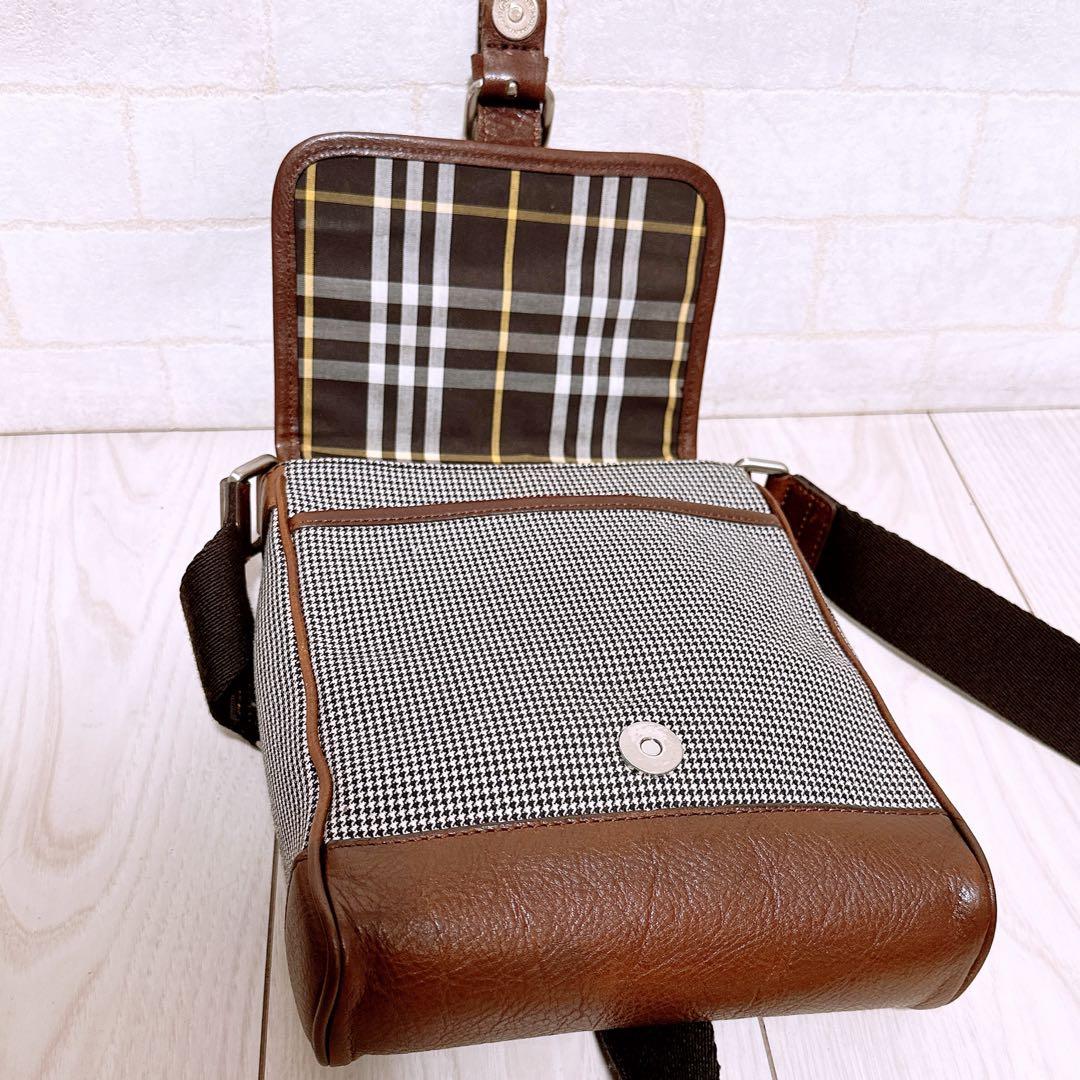 『美品』Burberry Black Label(バーバリー)ショルダーバッグ