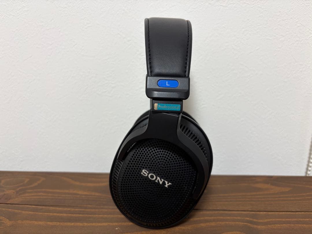 ヘッドホン SONY MDR-MV1