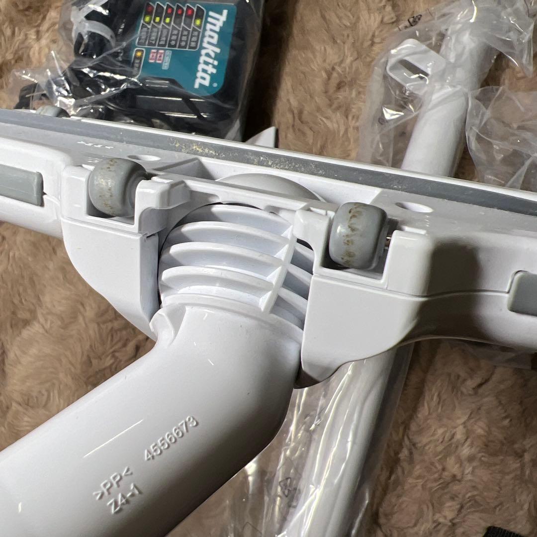 マキタ コードレス掃除機CL107 紙パック式 CL107FDSHW