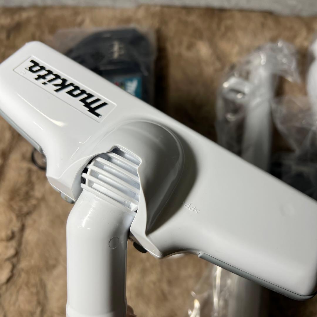 マキタ コードレス掃除機CL107 紙パック式 CL107FDSHW