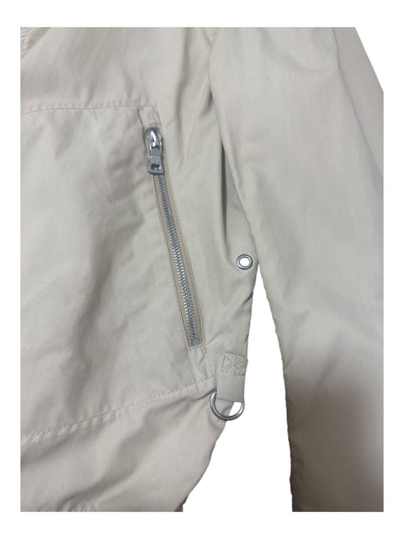 大幅値下げ中！PRADAイタリア製 ナイロンジャケット ベージュ M 美品