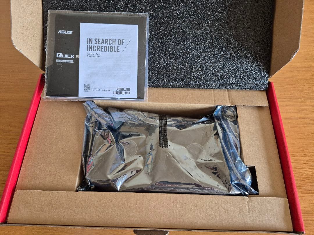 美品 ASUS Dual Radeon RX 9060 XT 8GB