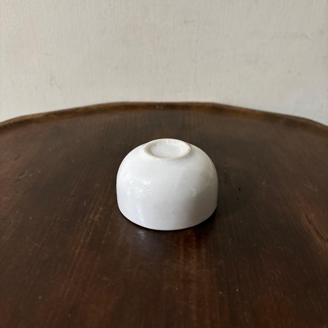 李朝　日帝時代　白磁ぐい呑み　筒盃　骨董　アンティーク　秦秀雄　白洲正子